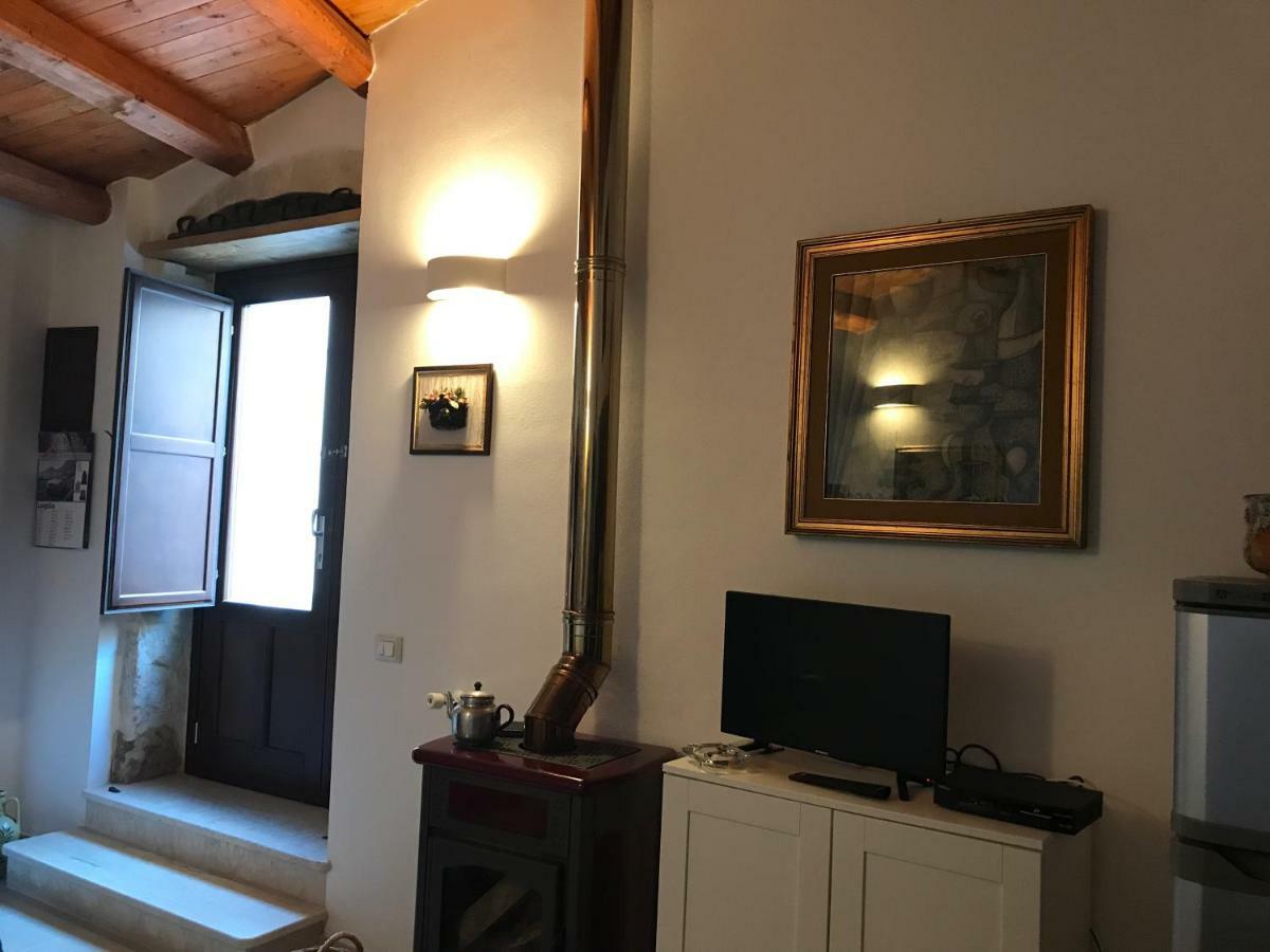 A Casa Da Anita Villa Палацоло Акрейде Екстериор снимка